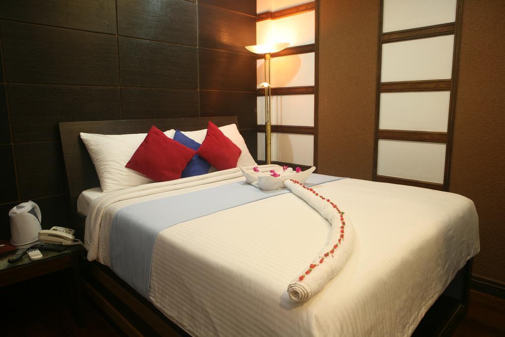 Ripple Beach Inn Hulhumale Bagian luar foto