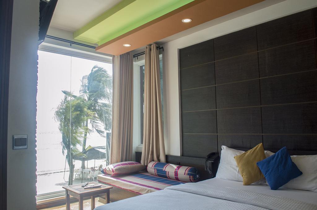 Ripple Beach Inn Hulhumale Bagian luar foto
